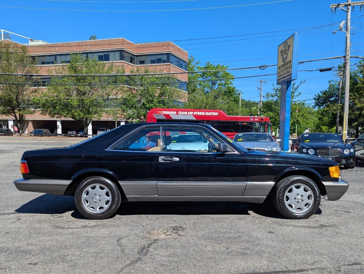 Mercedes-Benz 560 Series 2dr Coupe 560SEC 1991