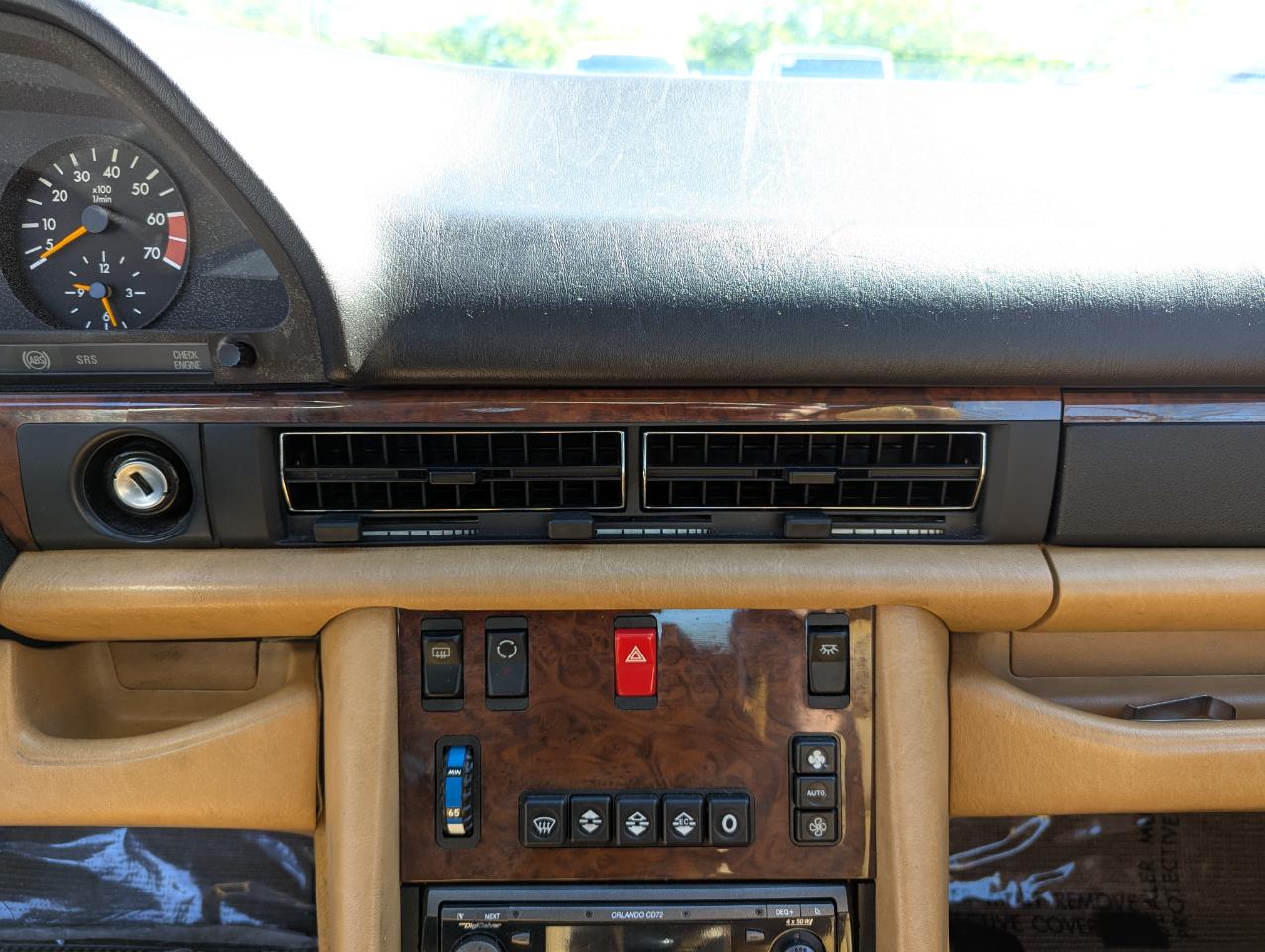 Mercedes-Benz 560 Series 2dr Coupe 560SEC 1991
