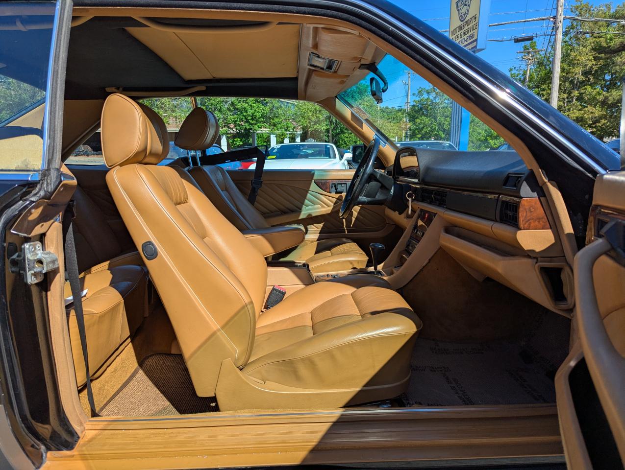 Mercedes-Benz 560 Series 2dr Coupe 560SEC 1991