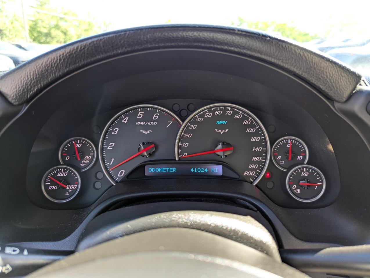 Chevrolet Corvette 2dr Cpe 2005