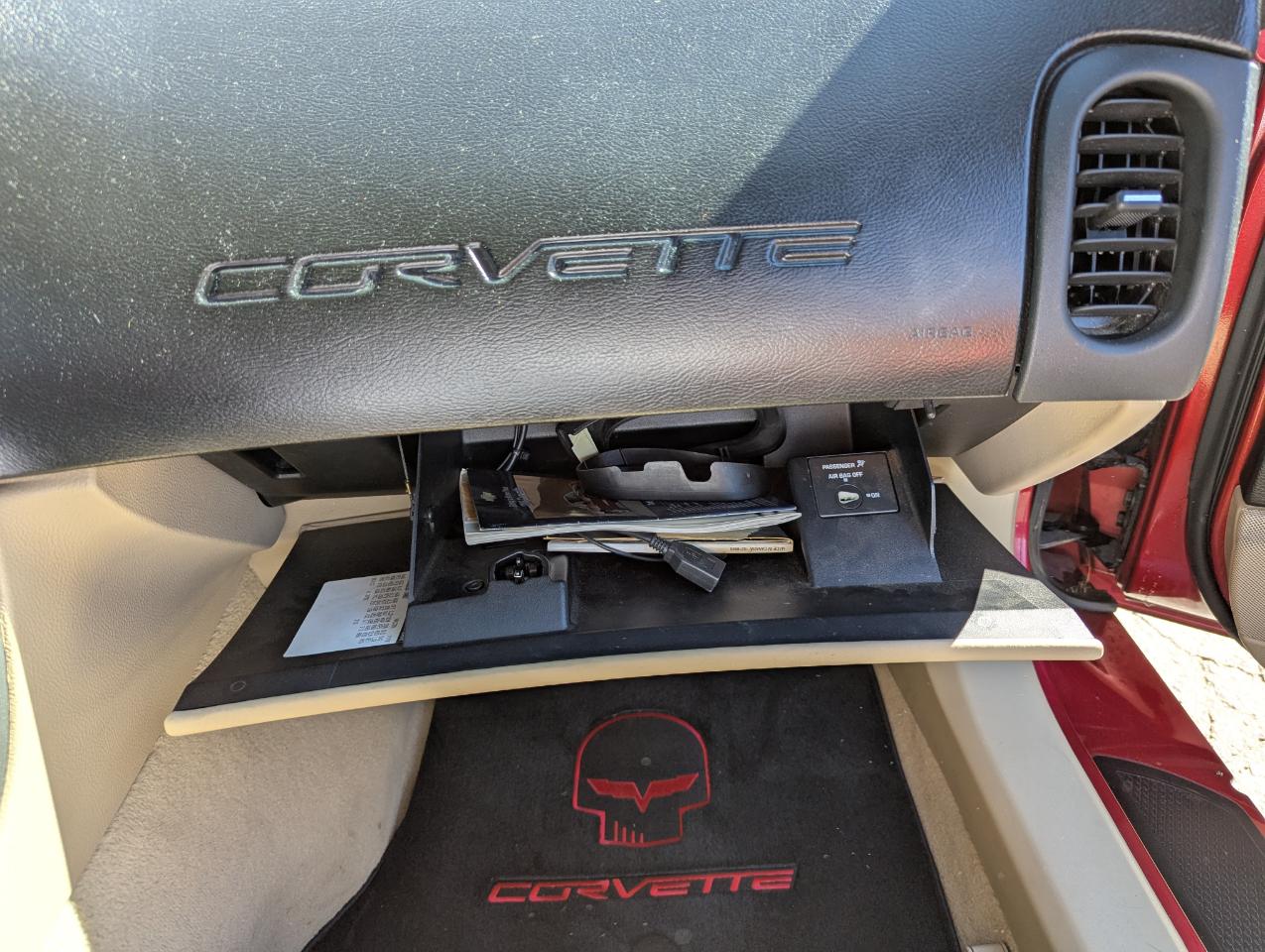 Chevrolet Corvette 2dr Cpe 2005