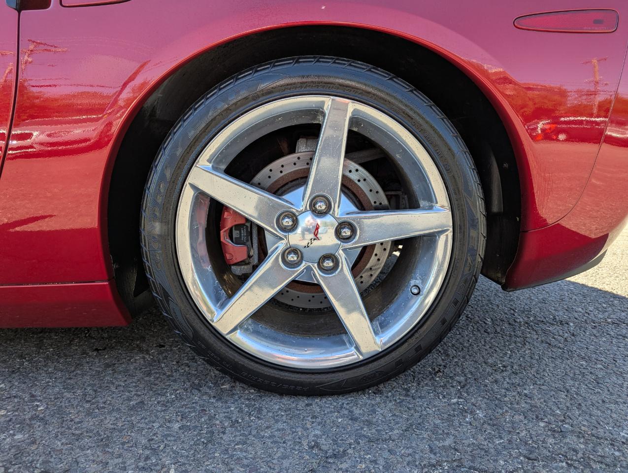 Chevrolet Corvette 2dr Cpe 2005