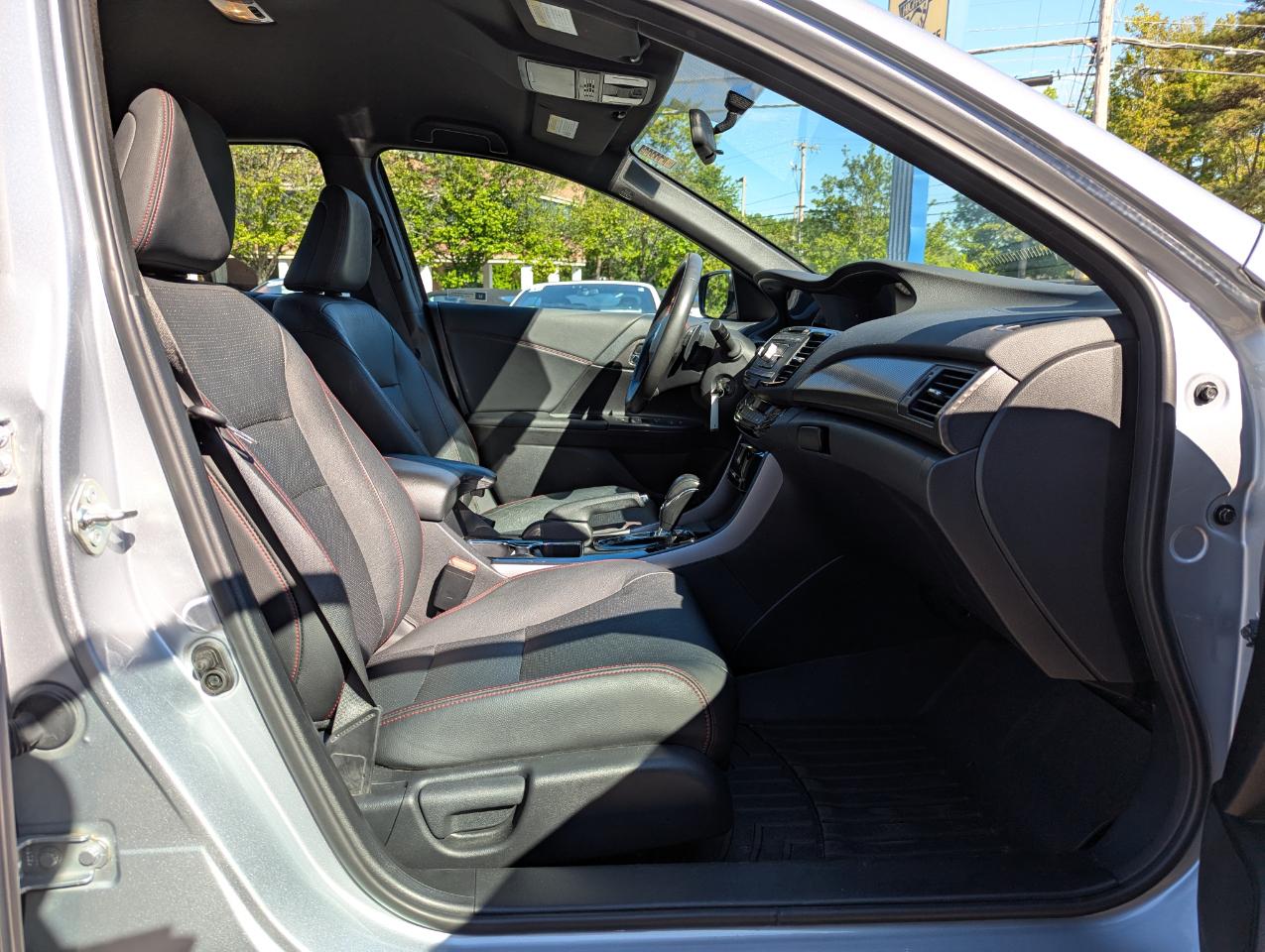 Honda Accord Sedan Sport SE CVT 2017