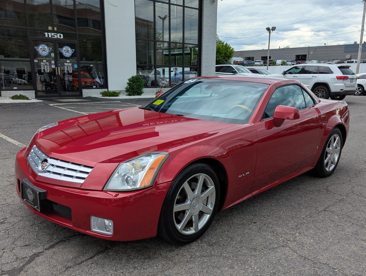 Cadillac XLR 2dr Convertible 2004