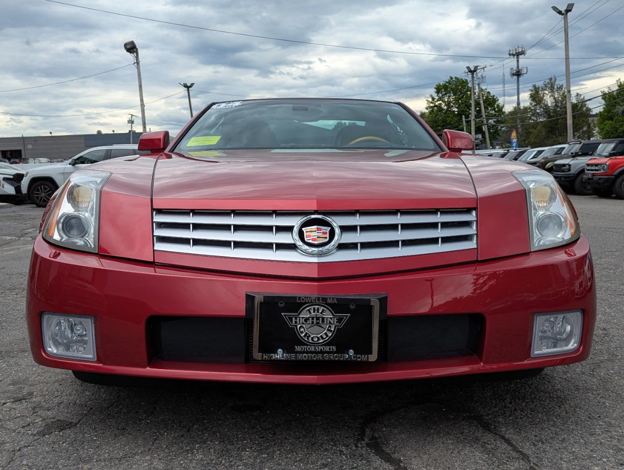 Cadillac XLR 2dr Convertible 2004