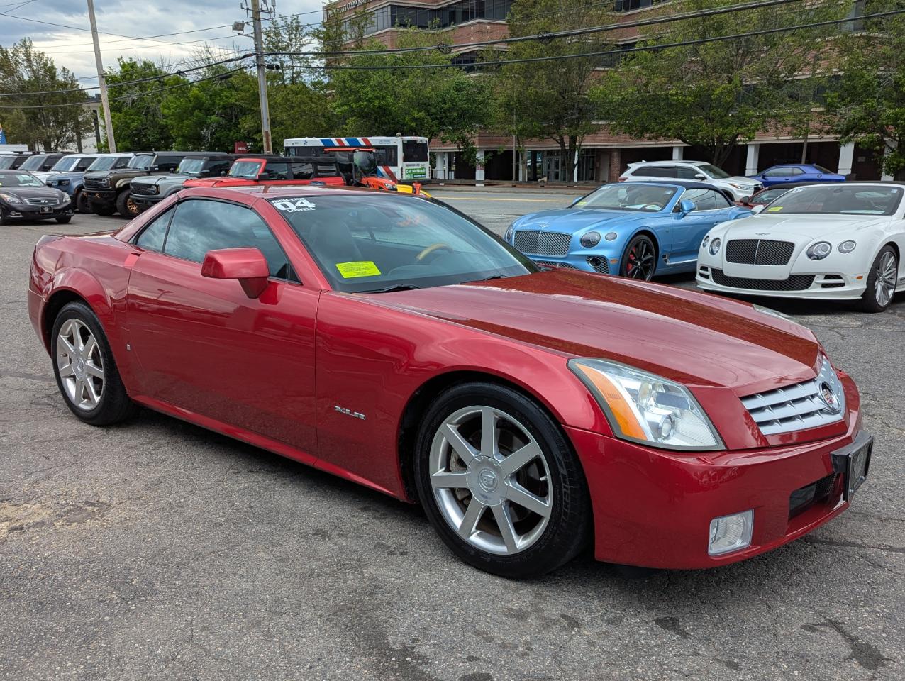 Cadillac XLR 2dr Convertible 2004