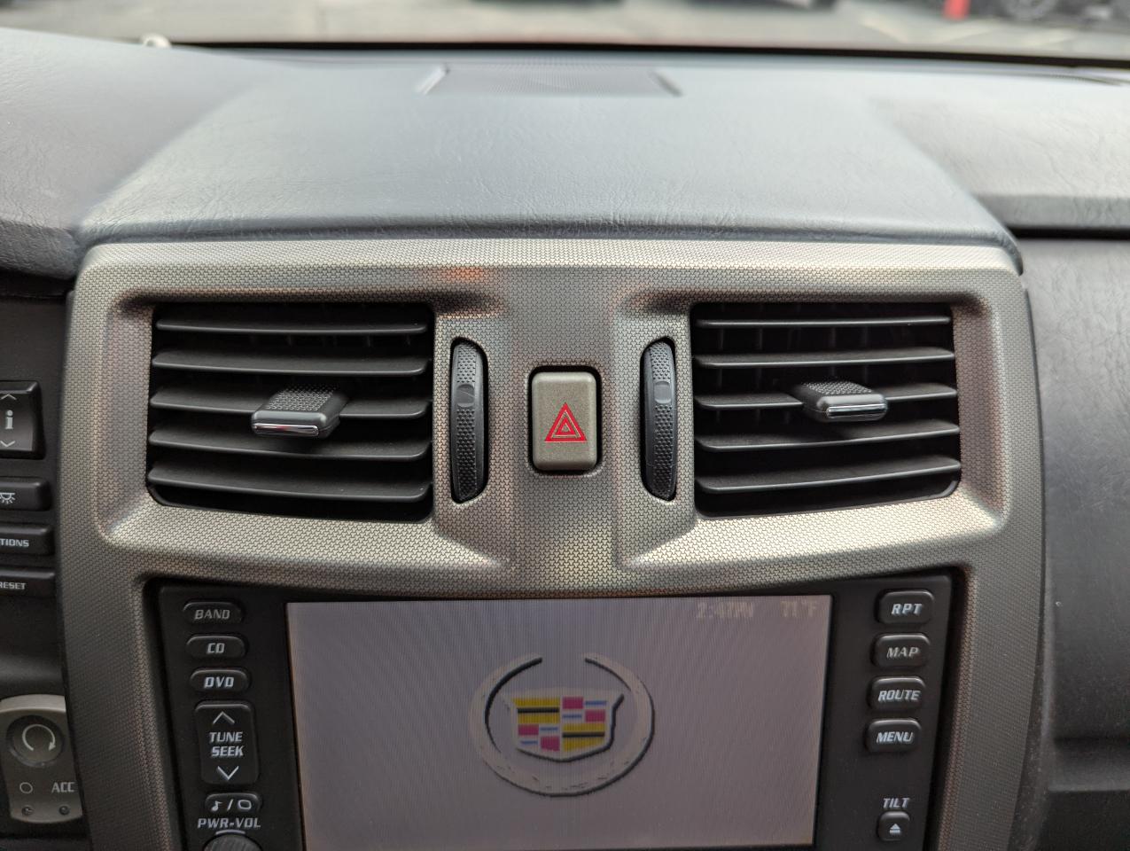Cadillac XLR 2dr Convertible 2004