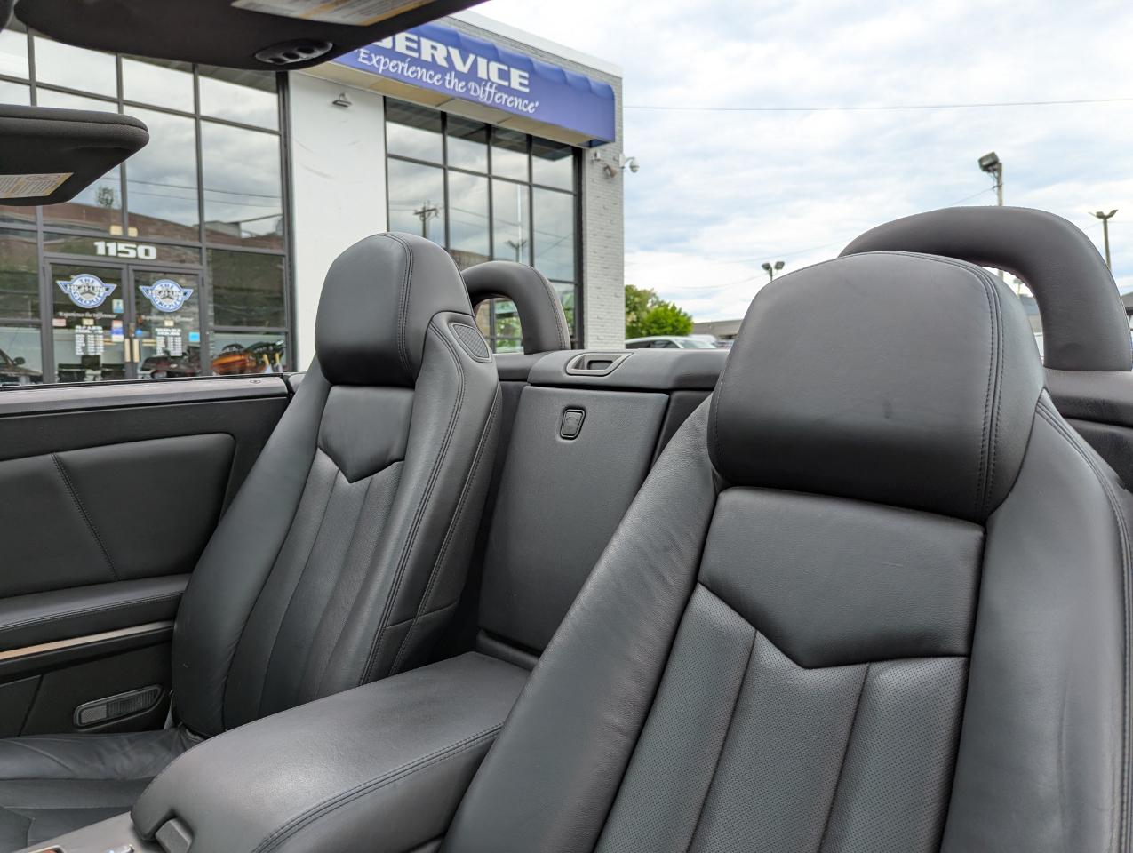 Cadillac XLR 2dr Convertible 2004