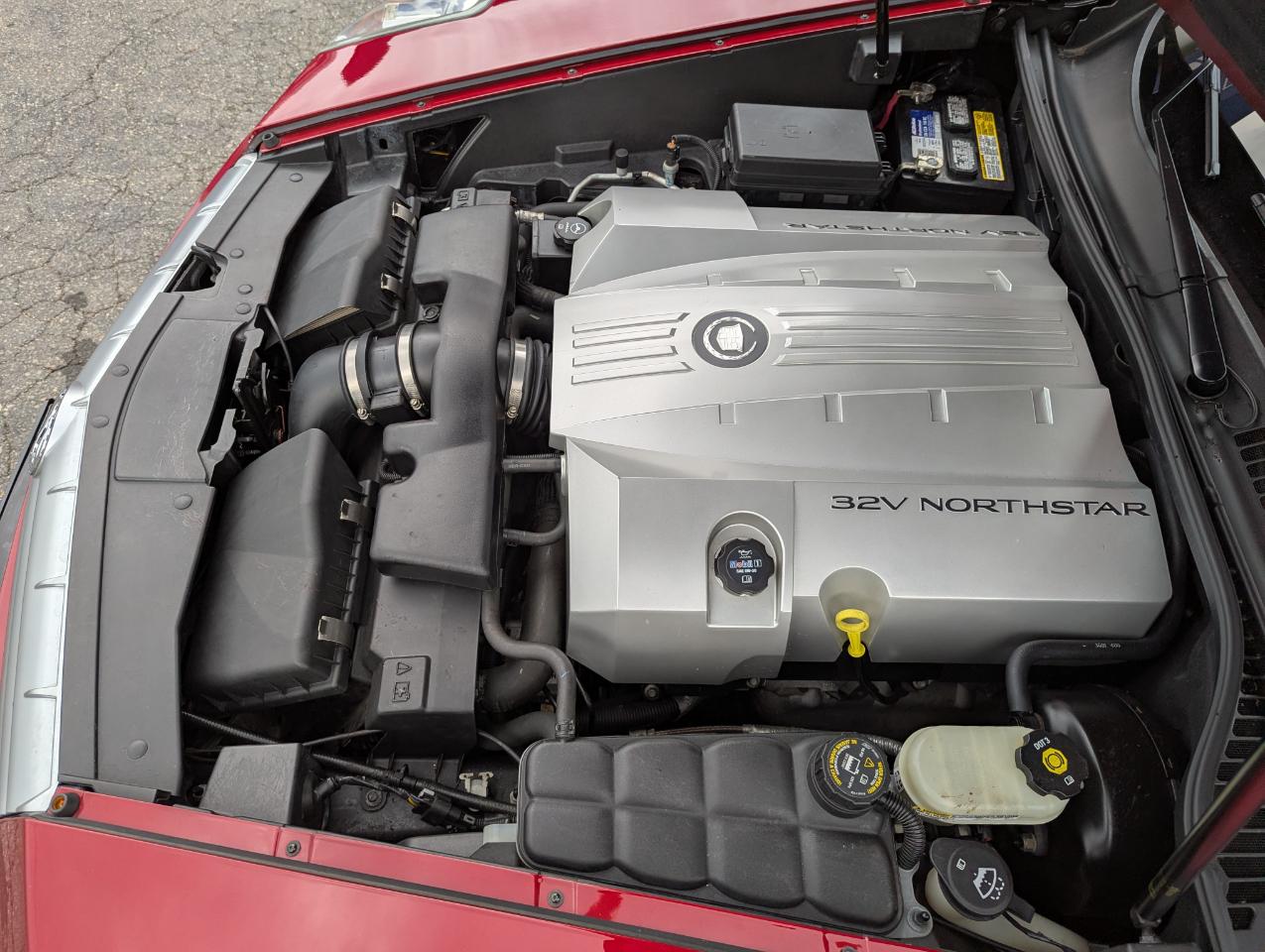 Cadillac XLR 2dr Convertible 2004