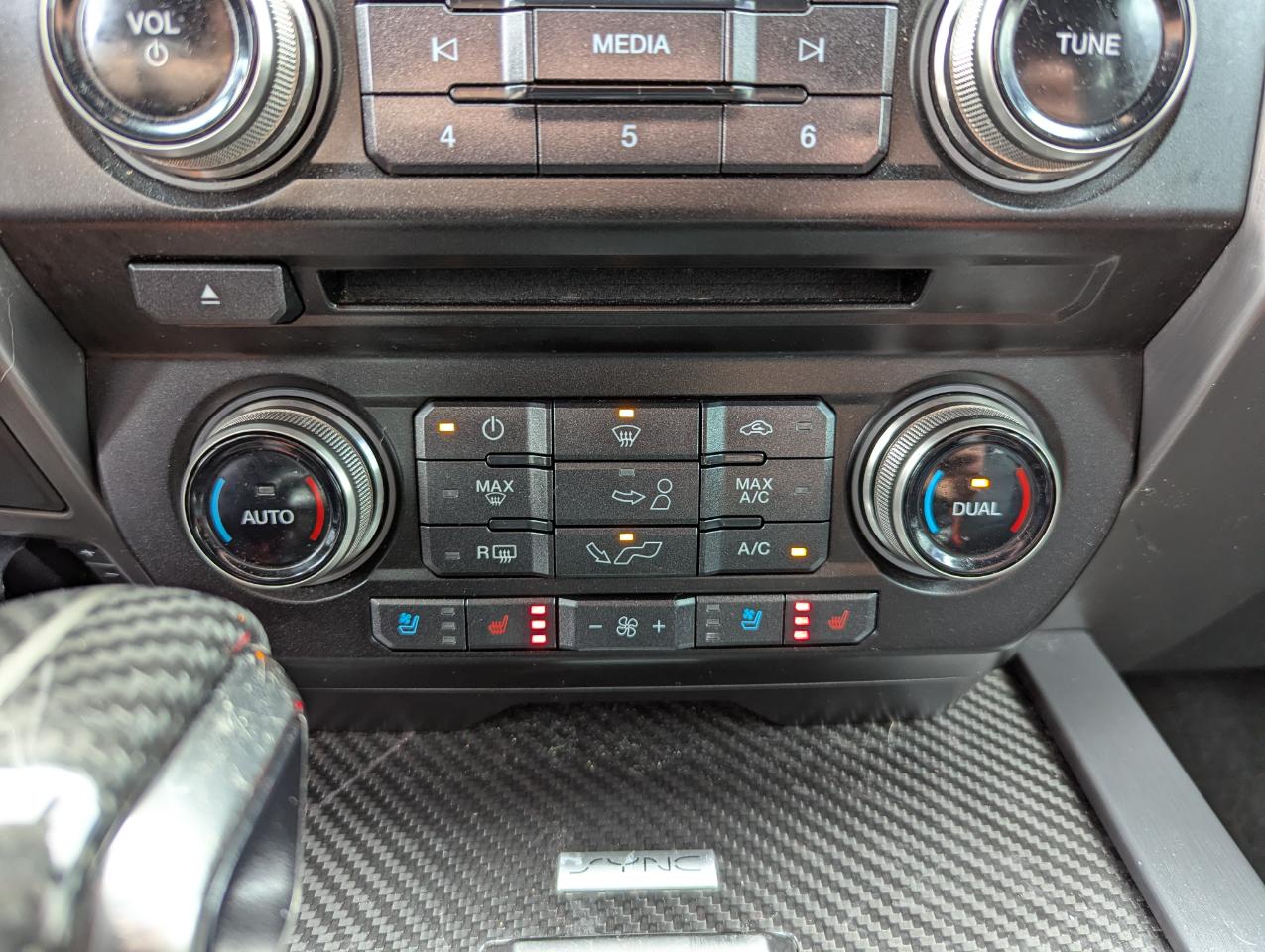 Ford F-150 Raptor 4WD SuperCrew 5.5' Box 2018