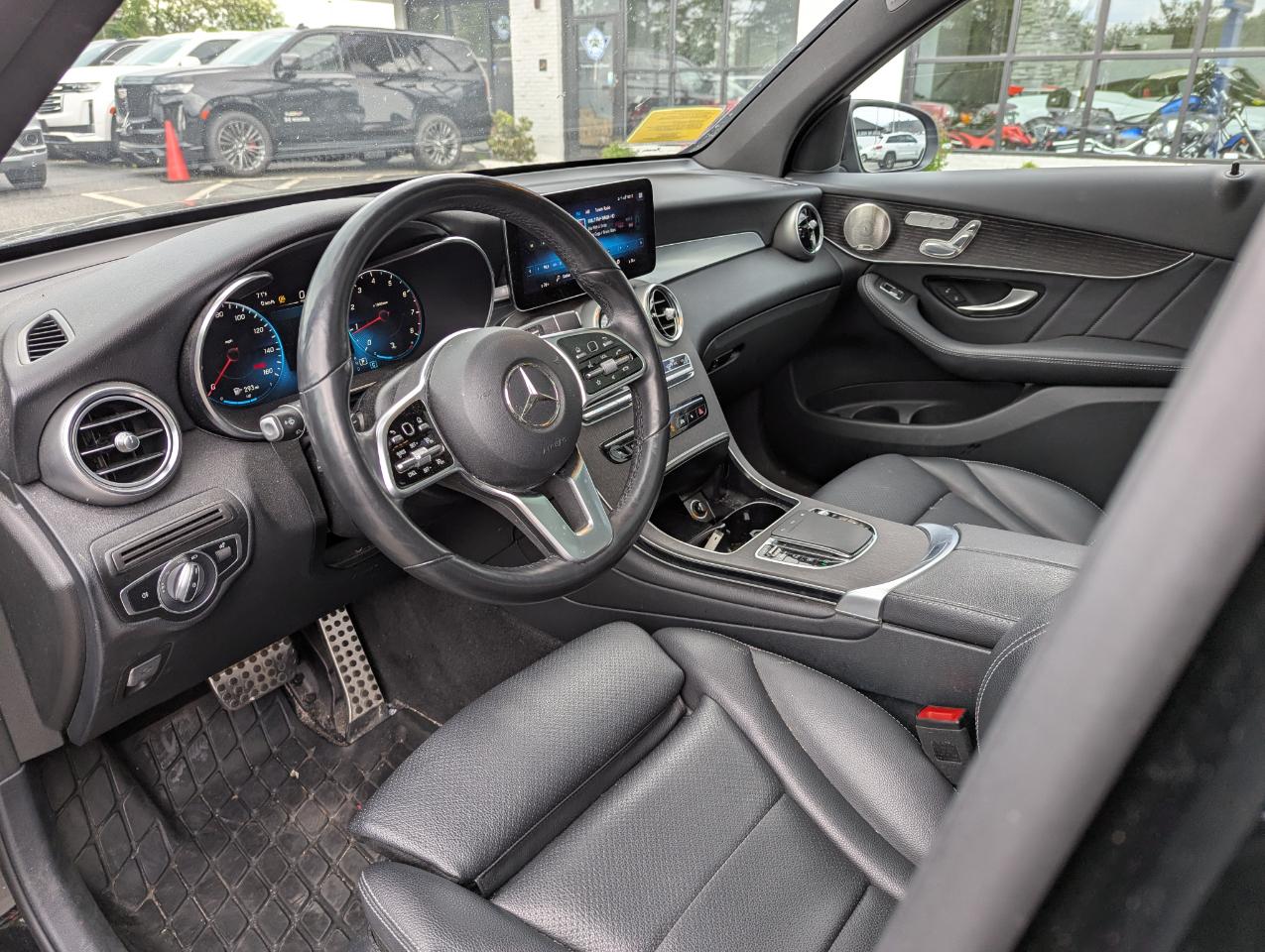 Mercedes-Benz GLC GLC 300 4MATIC SUV 2021