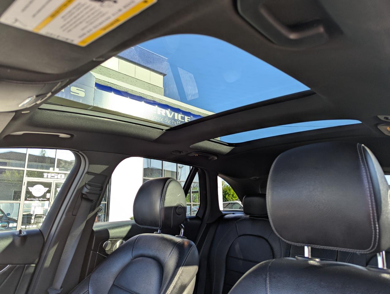 Mercedes-Benz GLC GLC 300 4MATIC SUV 2021