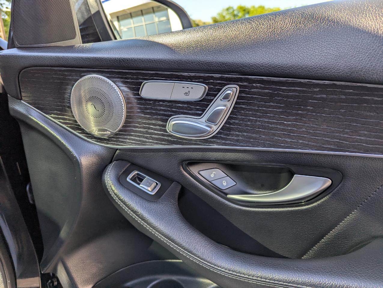 Mercedes-Benz GLC GLC 300 4MATIC SUV 2021