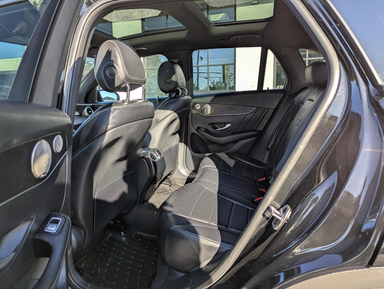 Mercedes-Benz GLC GLC 300 4MATIC SUV 2021