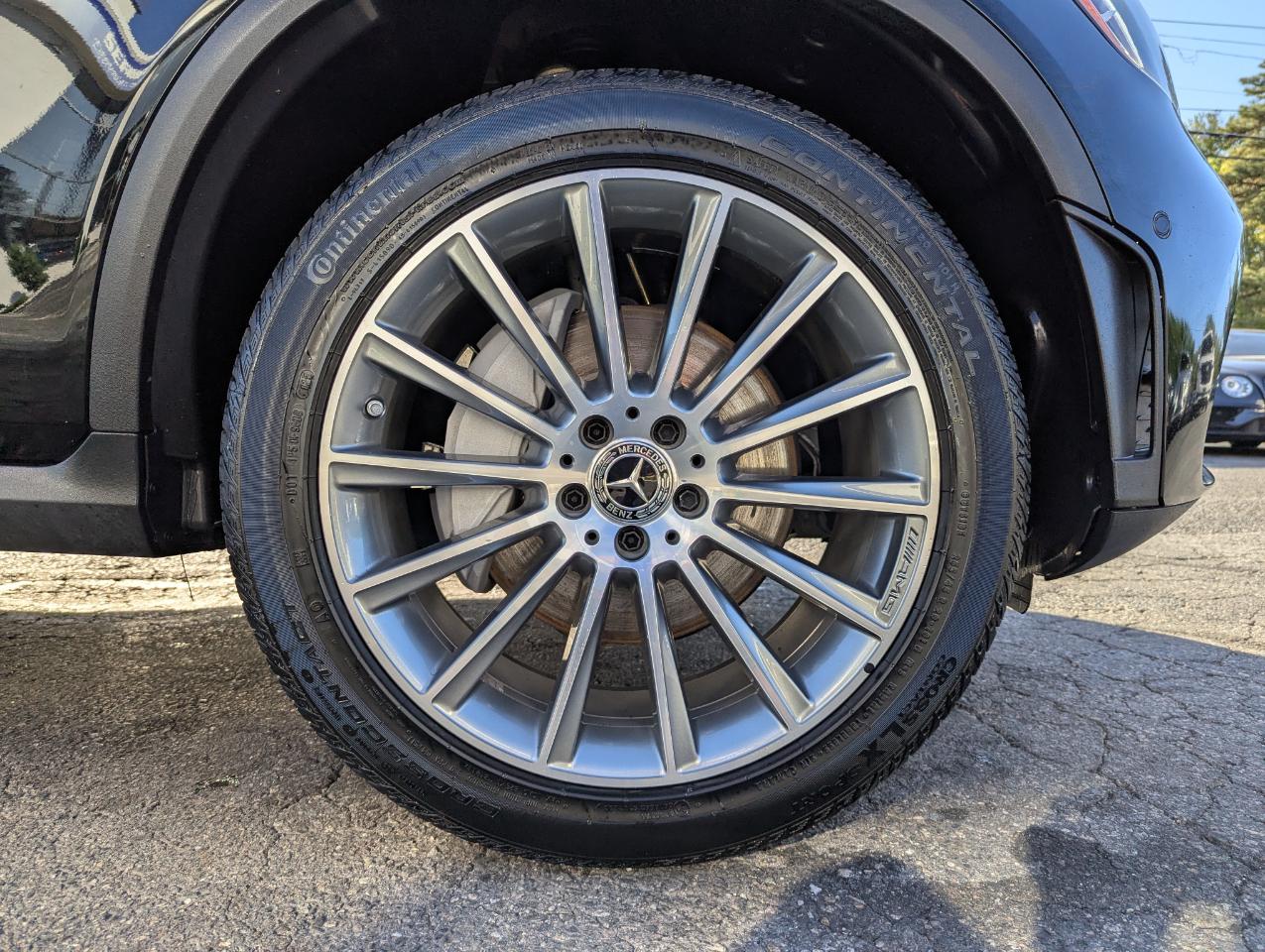 Mercedes-Benz GLC GLC 300 4MATIC SUV 2021