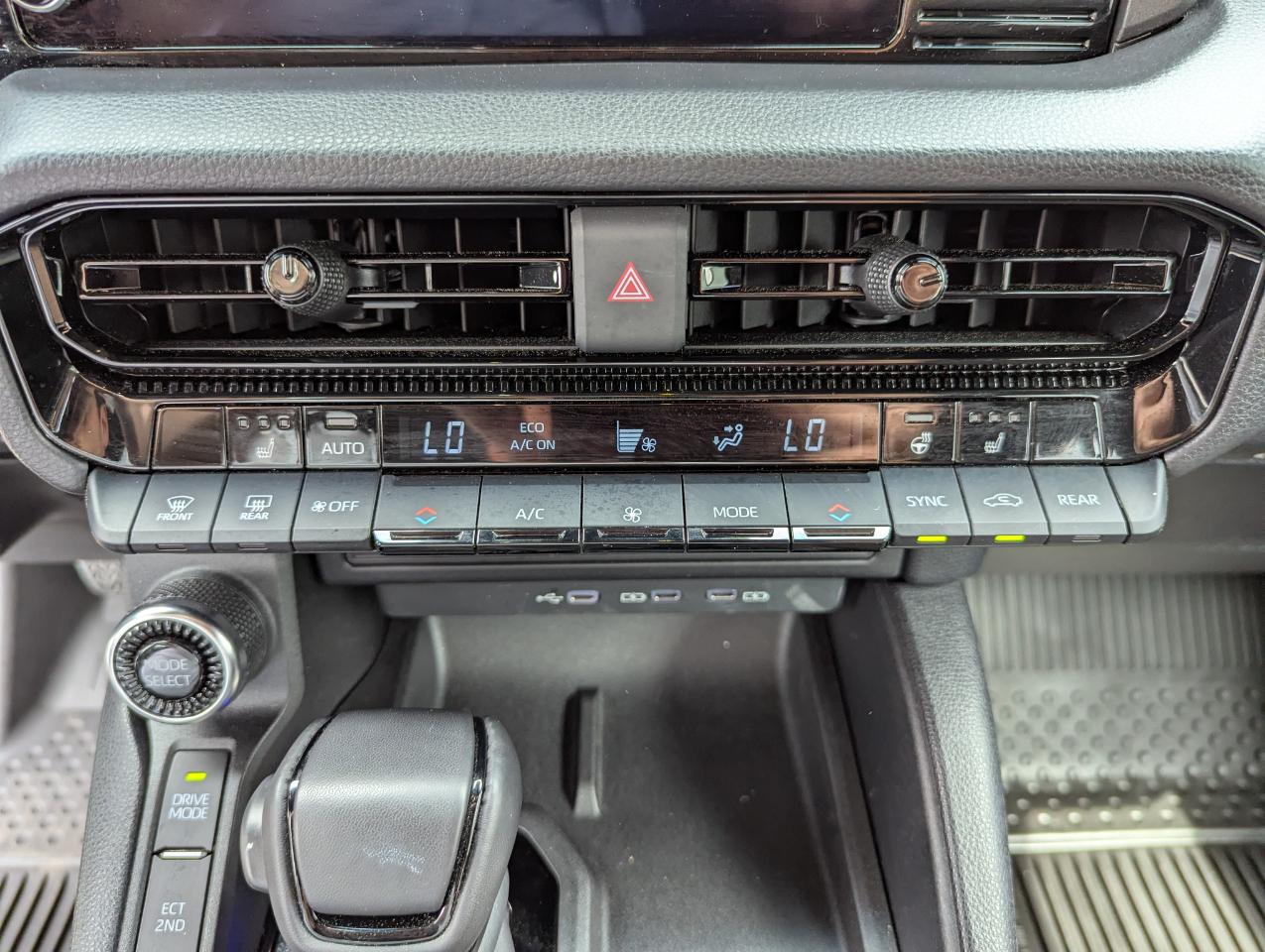 Toyota Land Cruiser 1958 4WD (Natl) 2026