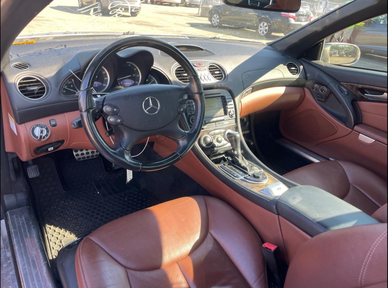 Mercedes-Benz SL-Class 2dr Roadster 5.5L V8 2007