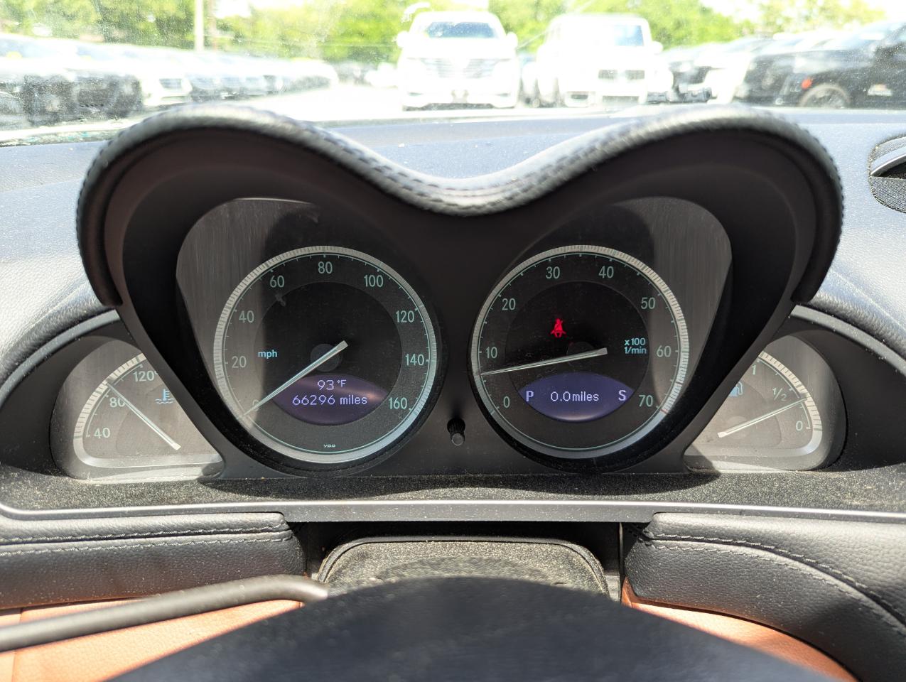 Mercedes-Benz SL-Class 2dr Roadster 5.5L V8 2007