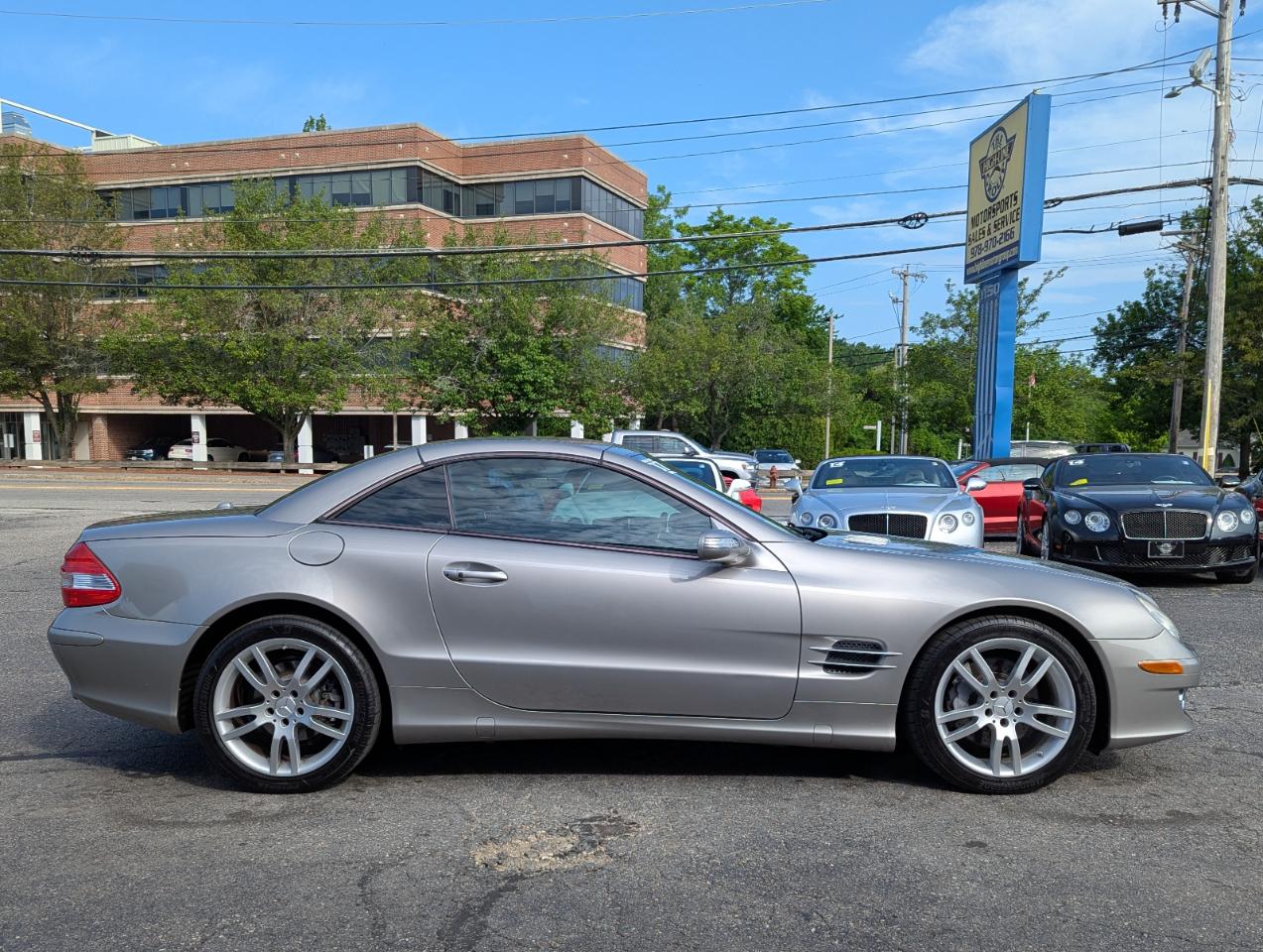 Mercedes-Benz SL-Class 2dr Roadster 5.5L V8 2007