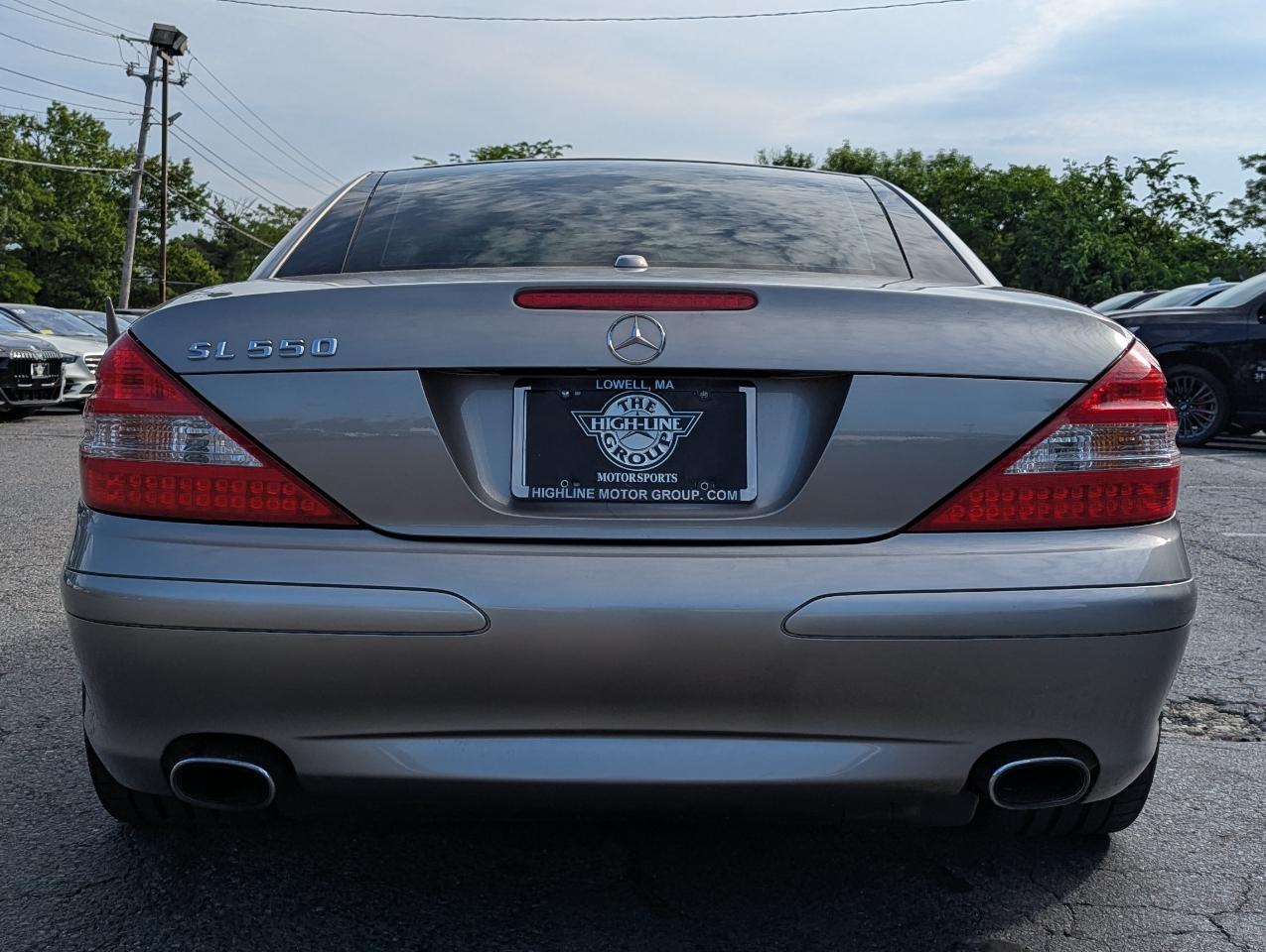Mercedes-Benz SL-Class 2dr Roadster 5.5L V8 2007