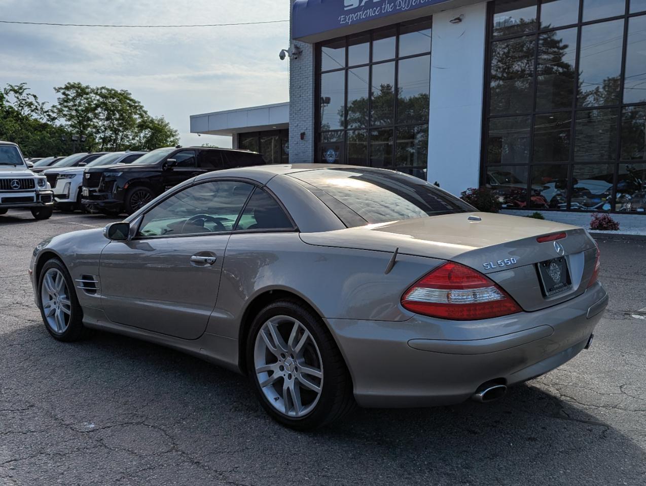 Mercedes-Benz SL-Class 2dr Roadster 5.5L V8 2007