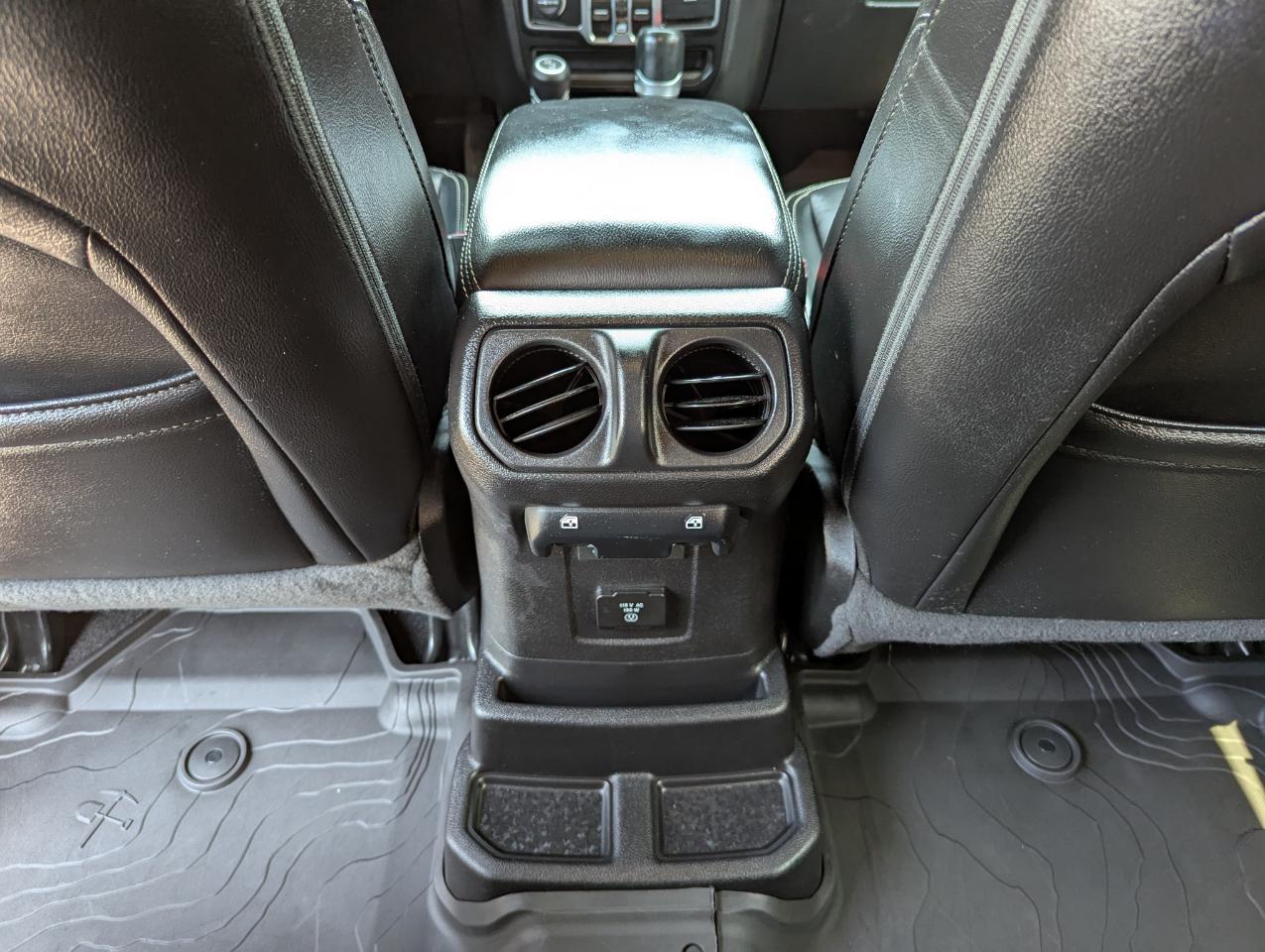 Jeep Wrangler Unlimited Sahara 4x4 2021