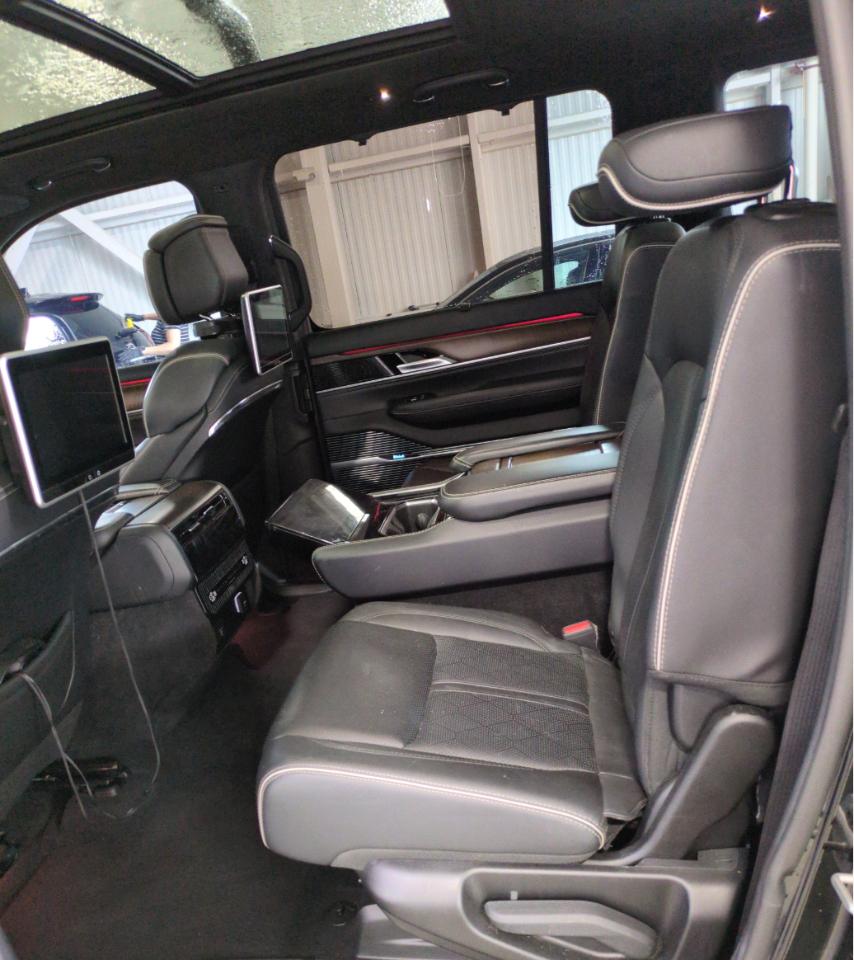 Jeep Grand Wagoneer Series II 4x4 2022