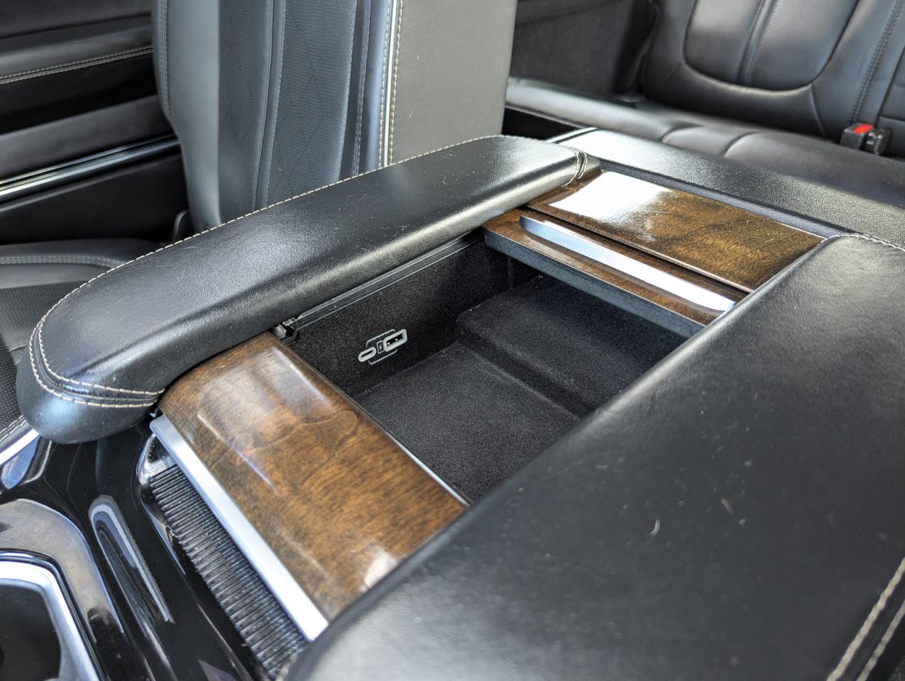 Jeep Grand Wagoneer Series II 4x4 2022