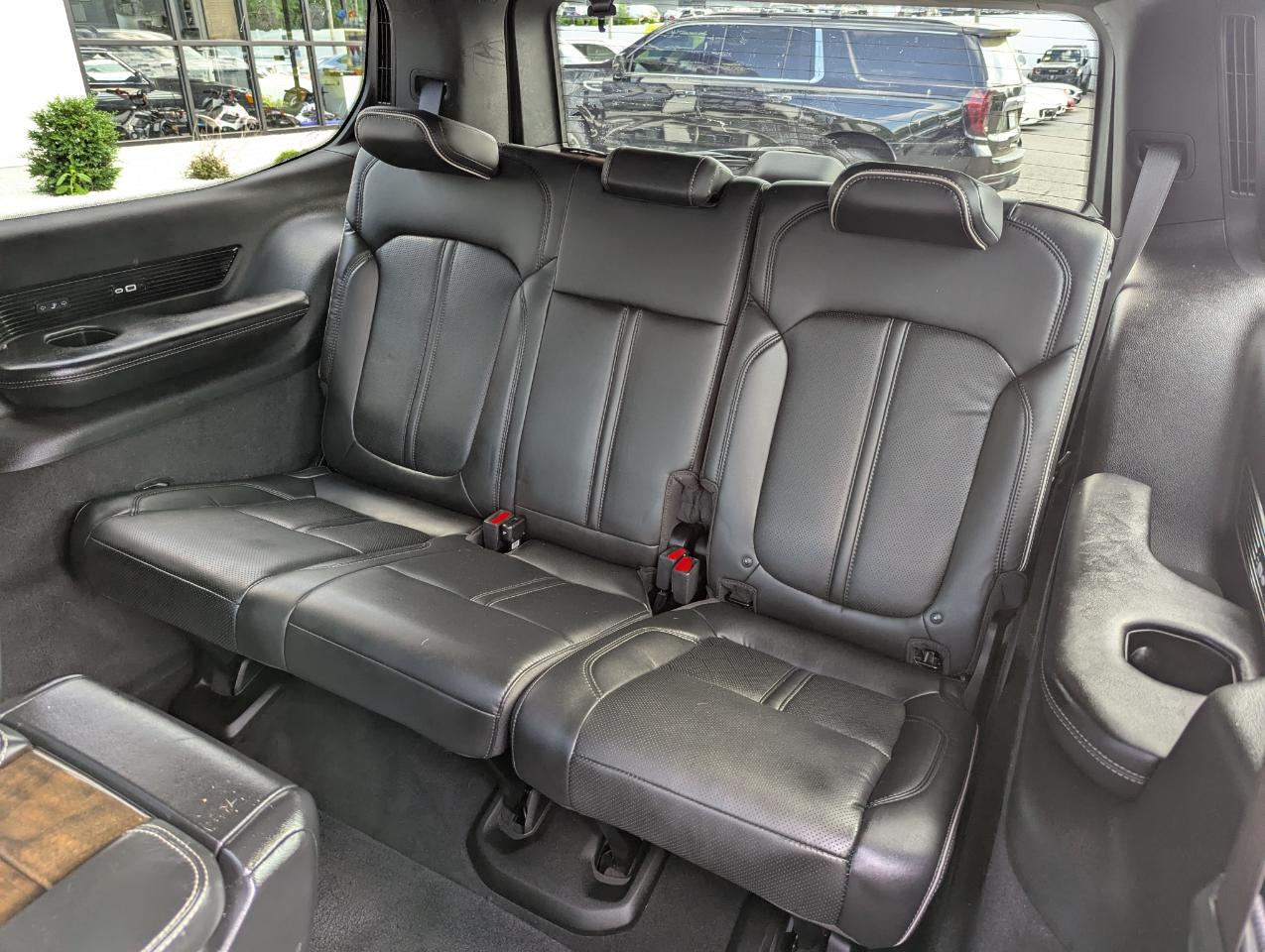 Jeep Grand Wagoneer Series II 4x4 2022