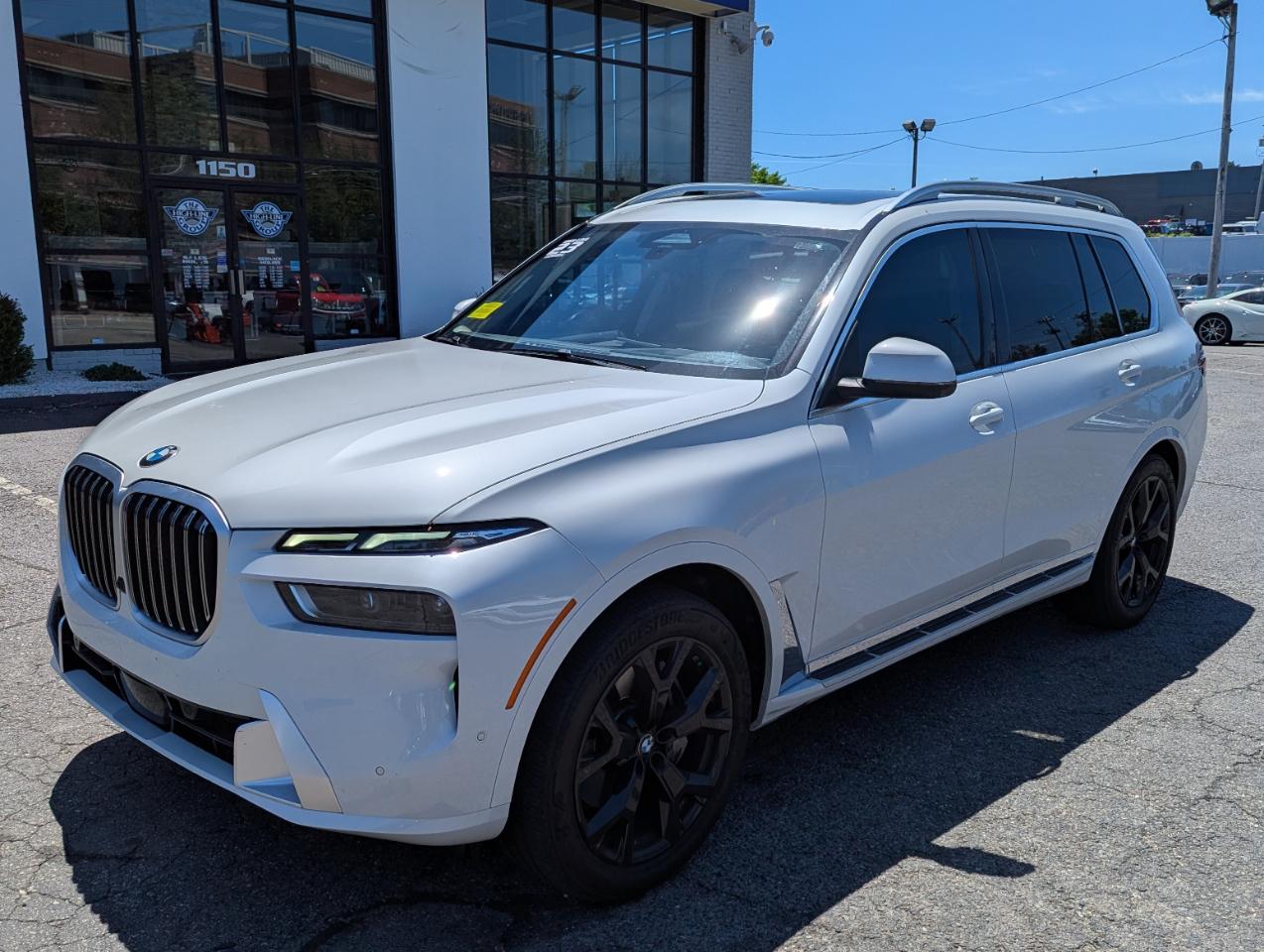 BMW X7 xDrive40i Sports Activity Vehicle 2023