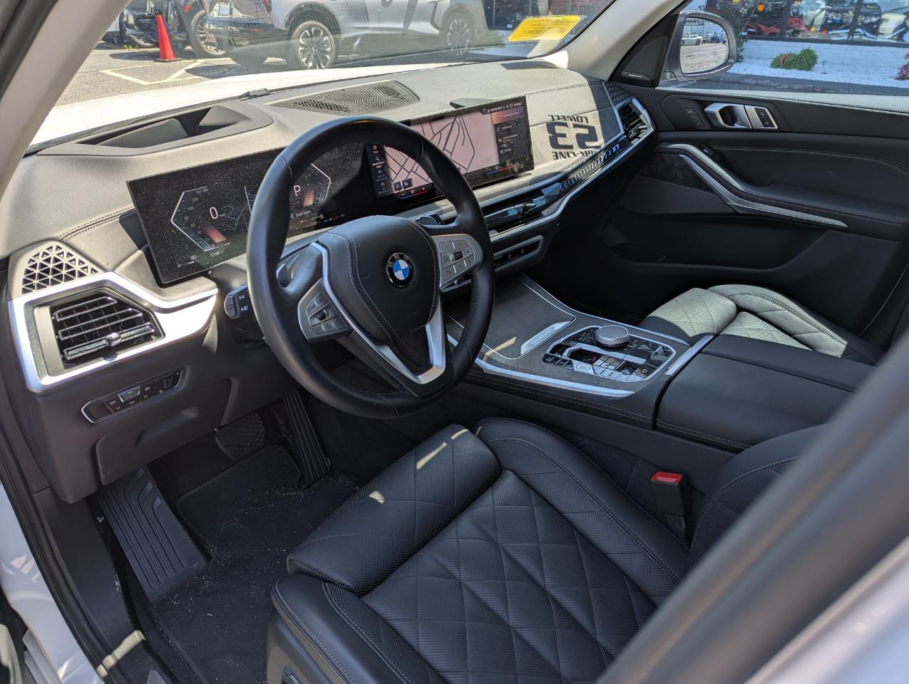 BMW X7 xDrive40i Sports Activity Vehicle 2023