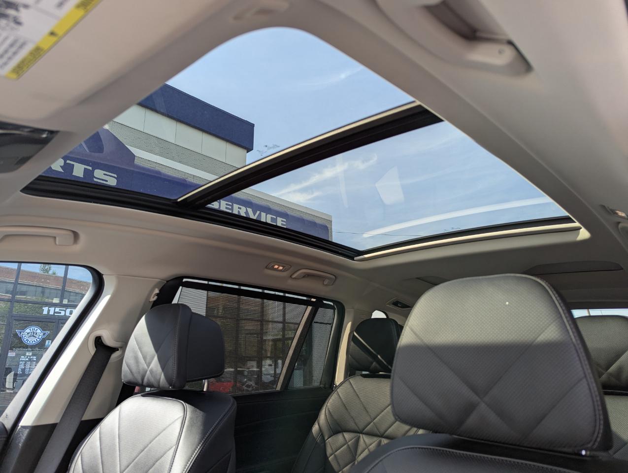 BMW X7 xDrive40i Sports Activity Vehicle 2023