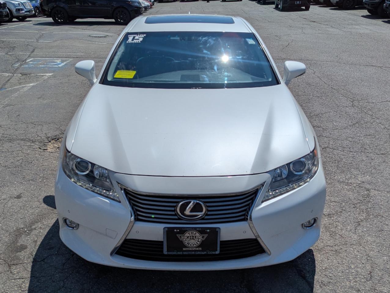 Lexus ES 350 4dr Sdn 2015