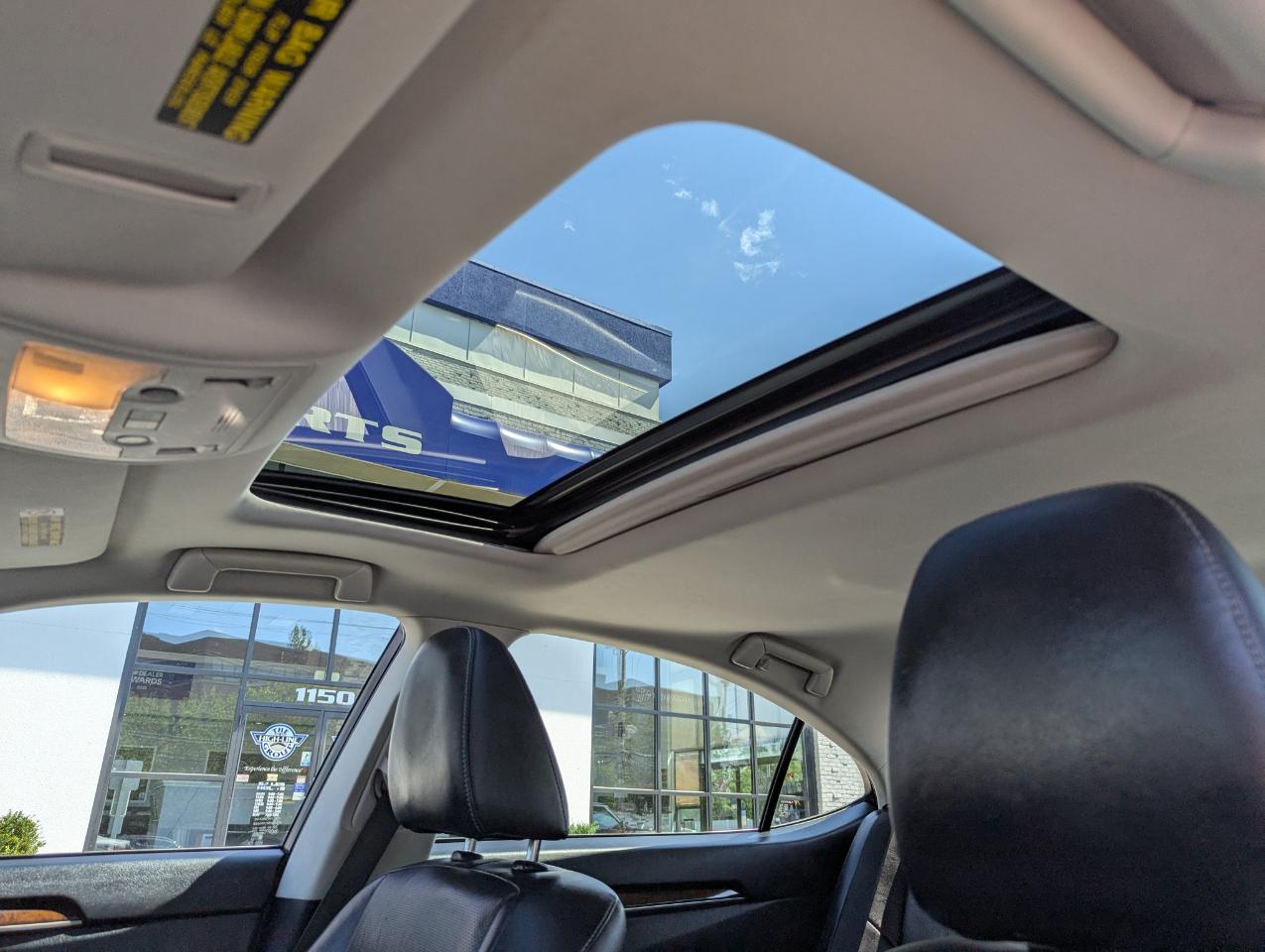 Lexus ES 350 4dr Sdn 2015