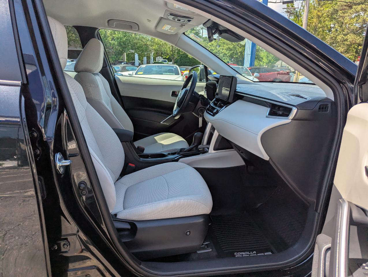 Toyota Corolla Cross L 2WD (Natl) 2023