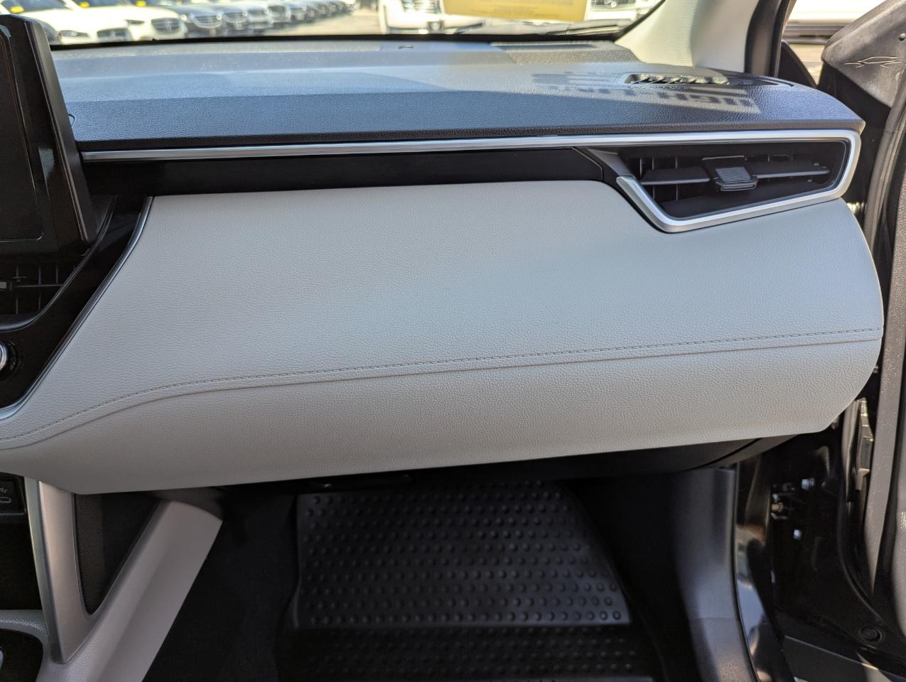 Toyota Corolla Cross L 2WD (Natl) 2023