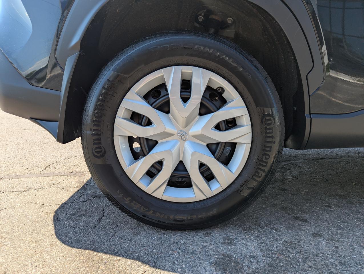 Toyota Corolla Cross L 2WD (Natl) 2023