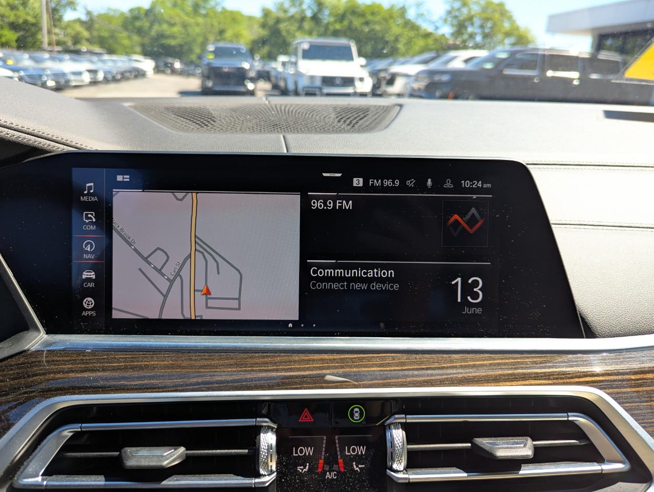 BMW X5 xDrive40i Sports Activity Vehicle 2021