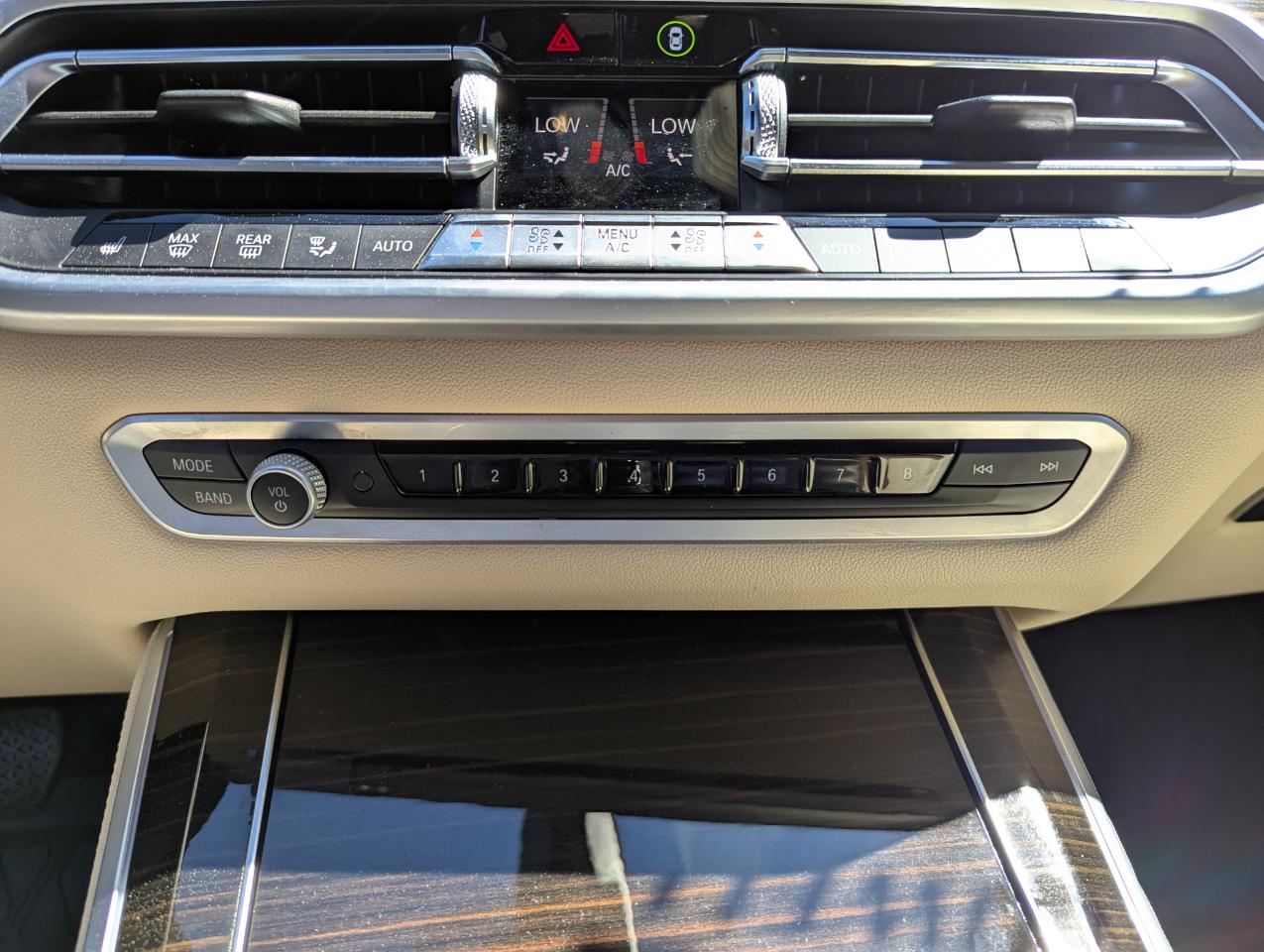 BMW X5 xDrive40i Sports Activity Vehicle 2021