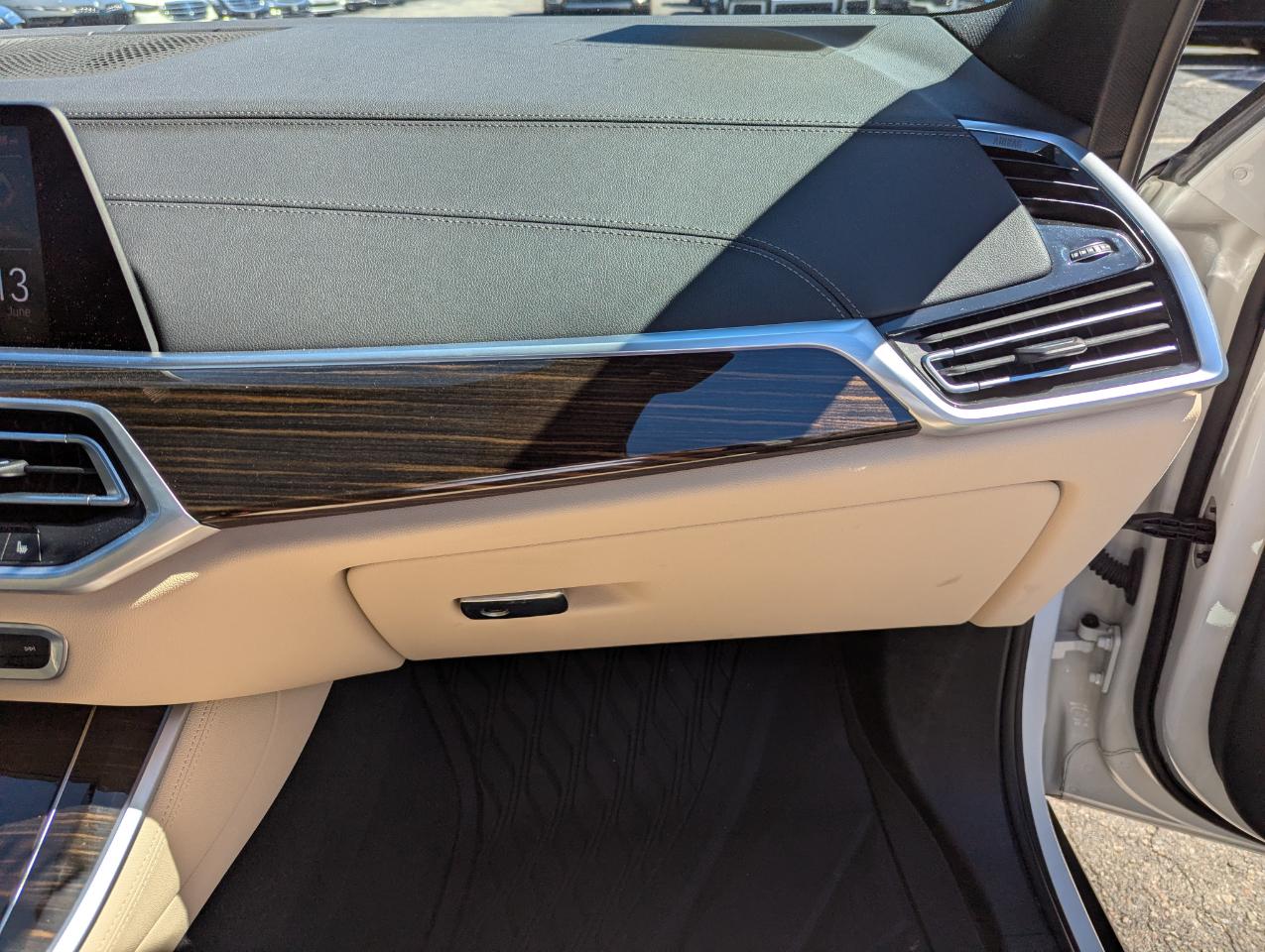 BMW X5 xDrive40i Sports Activity Vehicle 2021