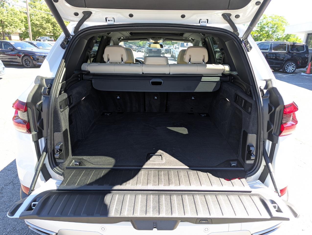 BMW X5 xDrive40i Sports Activity Vehicle 2021