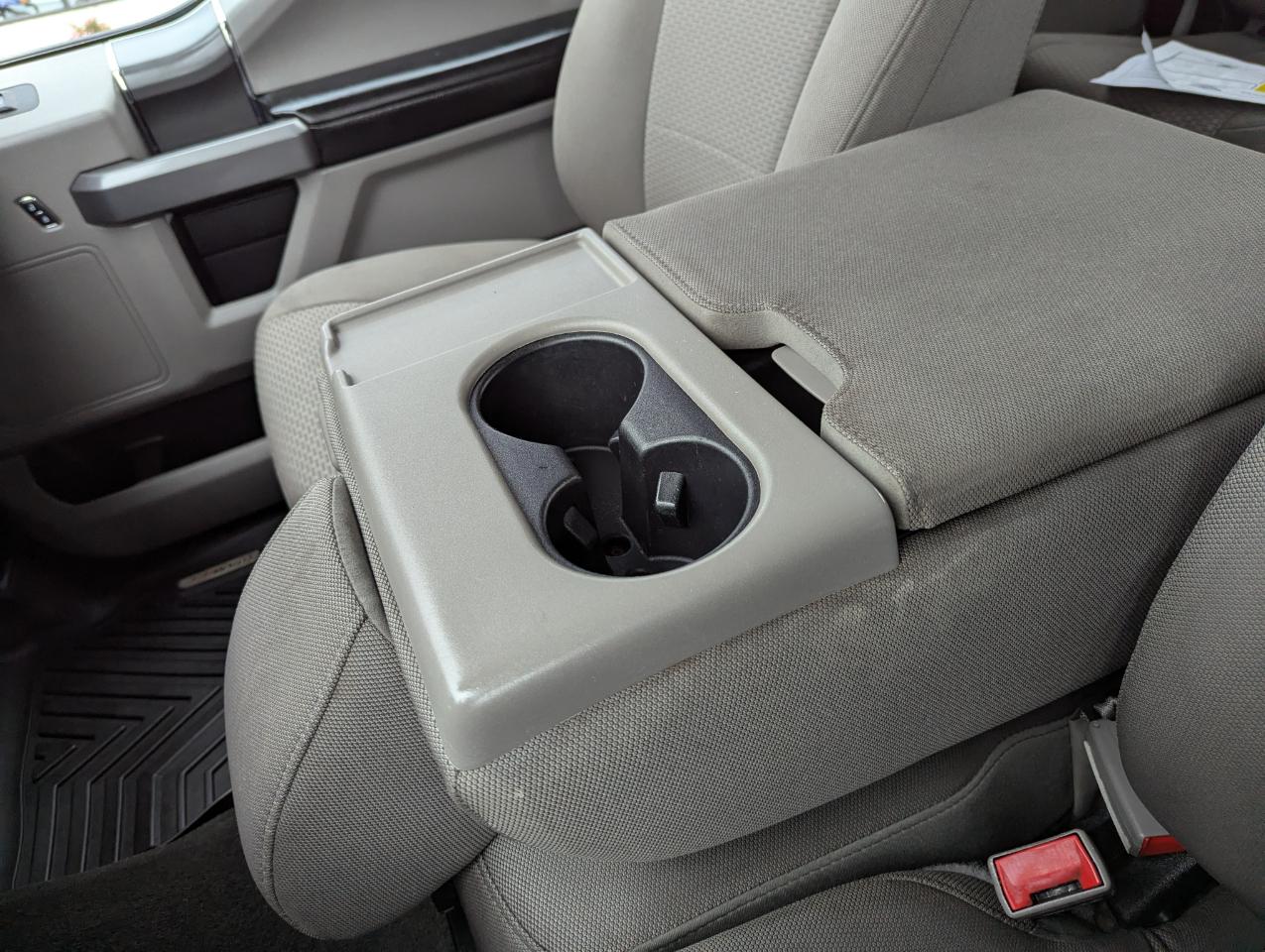 Ford F-150 4WD SuperCrew 139" XLT 2019