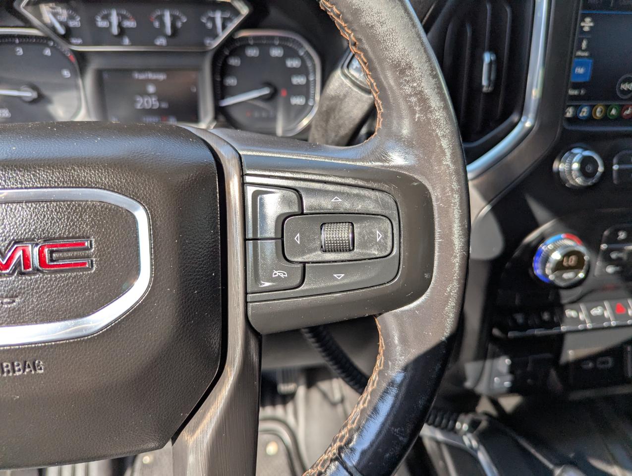 GMC Sierra 3500HD 4WD Crew Cab 159" AT4 2022