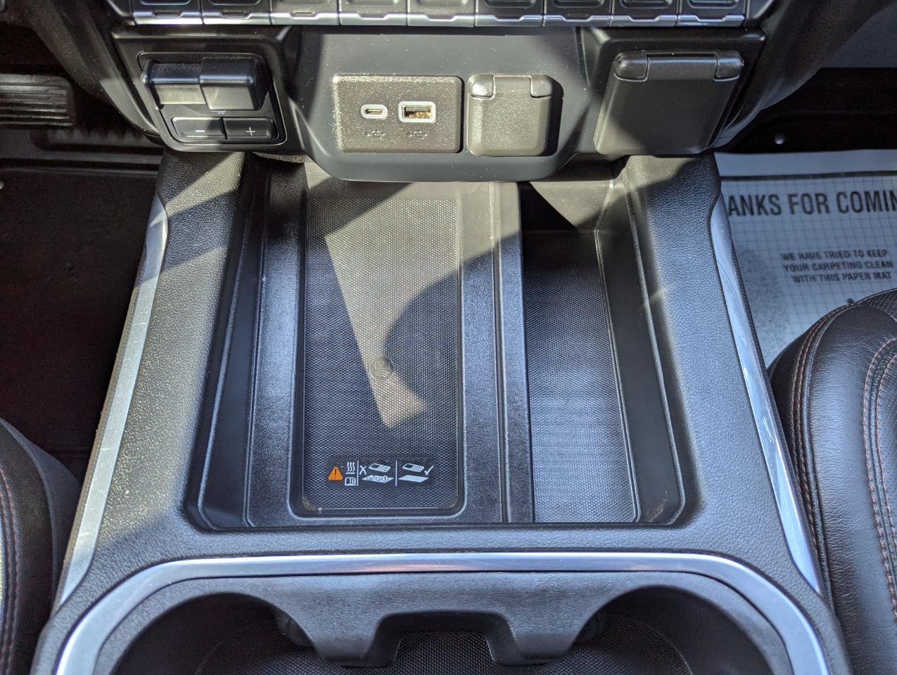 GMC Sierra 3500HD 4WD Crew Cab 159" AT4 2022