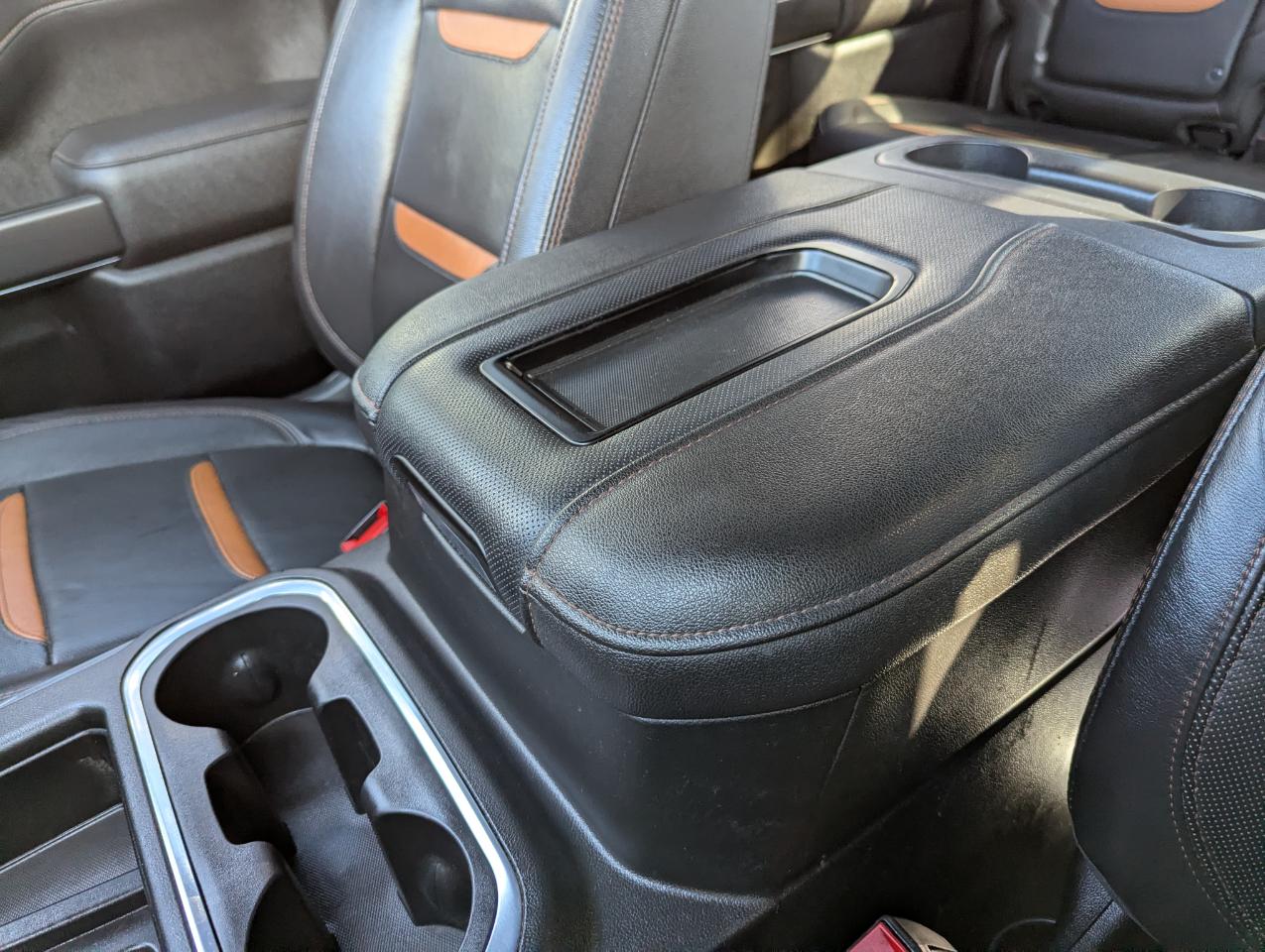 GMC Sierra 3500HD 4WD Crew Cab 159" AT4 2022