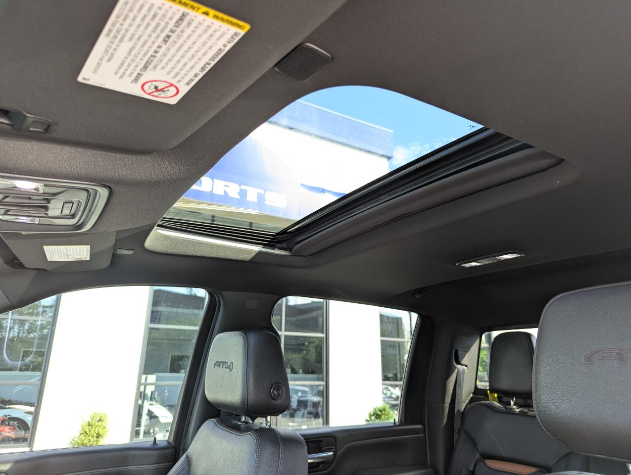 GMC Sierra 3500HD 4WD Crew Cab 159" AT4 2022