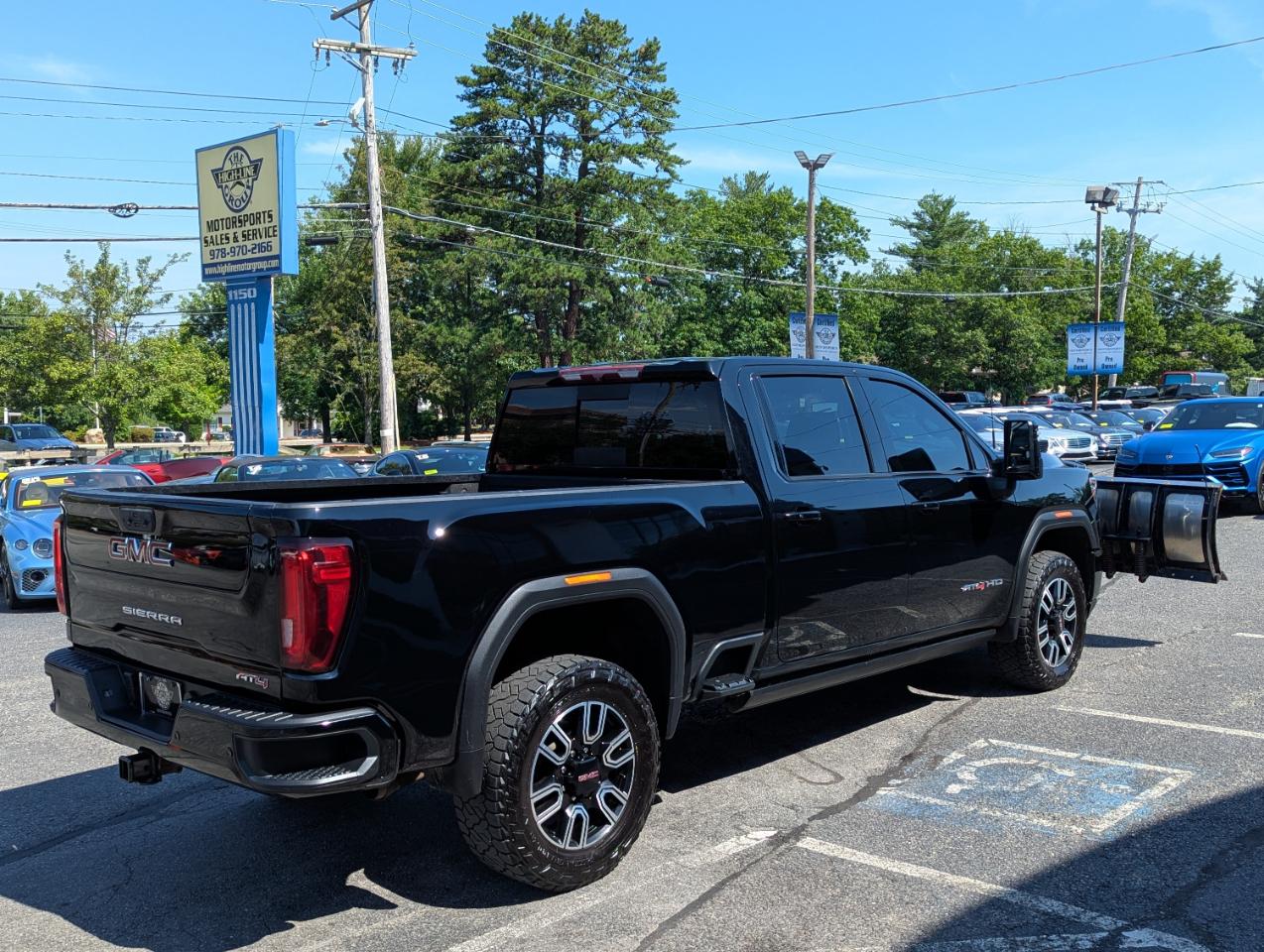 GMC Sierra 3500HD 4WD Crew Cab 159" AT4 2022
