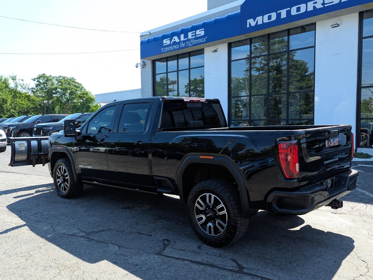GMC Sierra 3500HD 4WD Crew Cab 159" AT4 2022