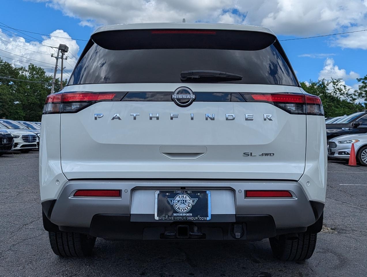 Nissan Pathfinder SL 4WD 2022