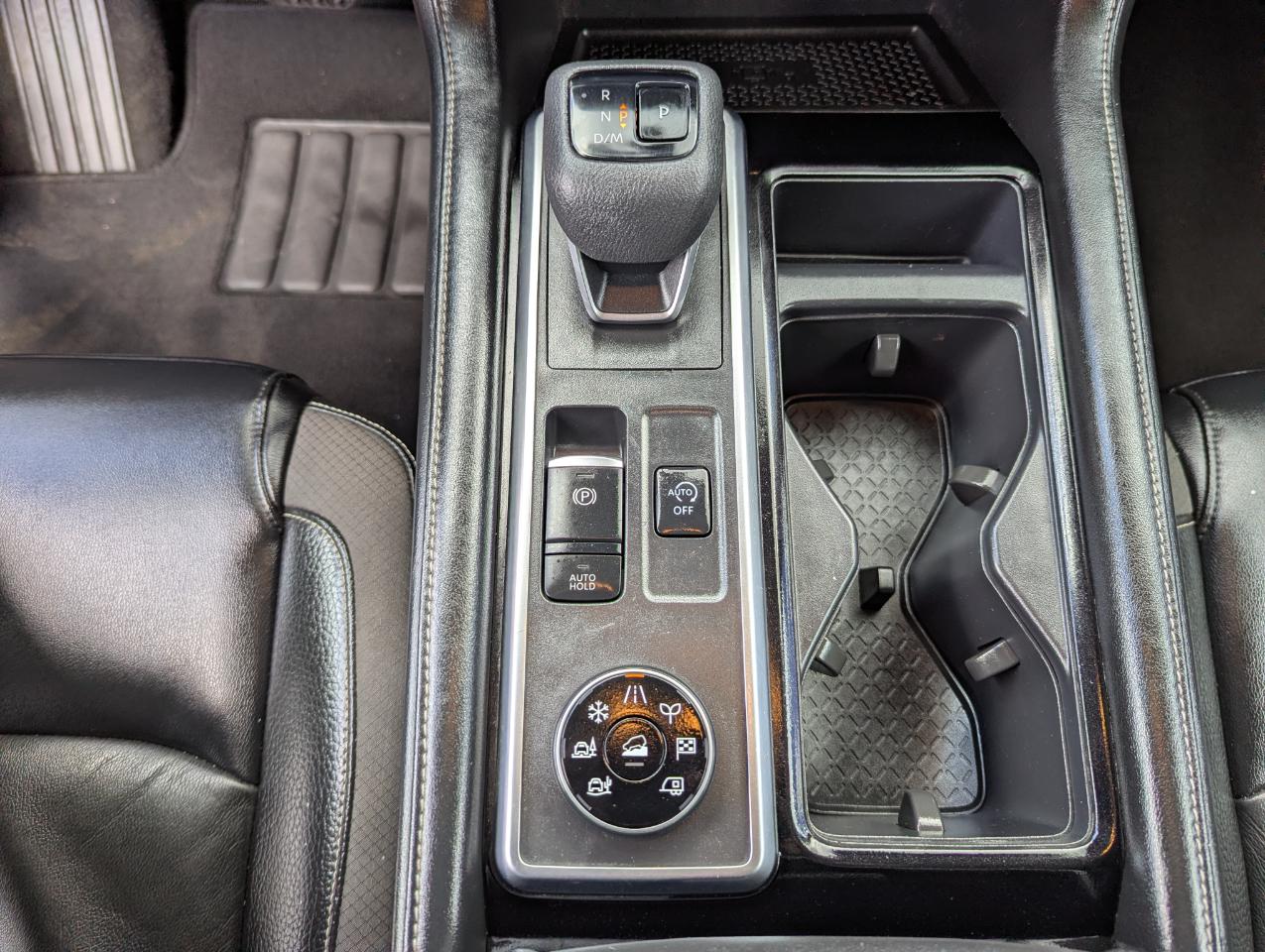 Nissan Pathfinder SL 4WD 2022